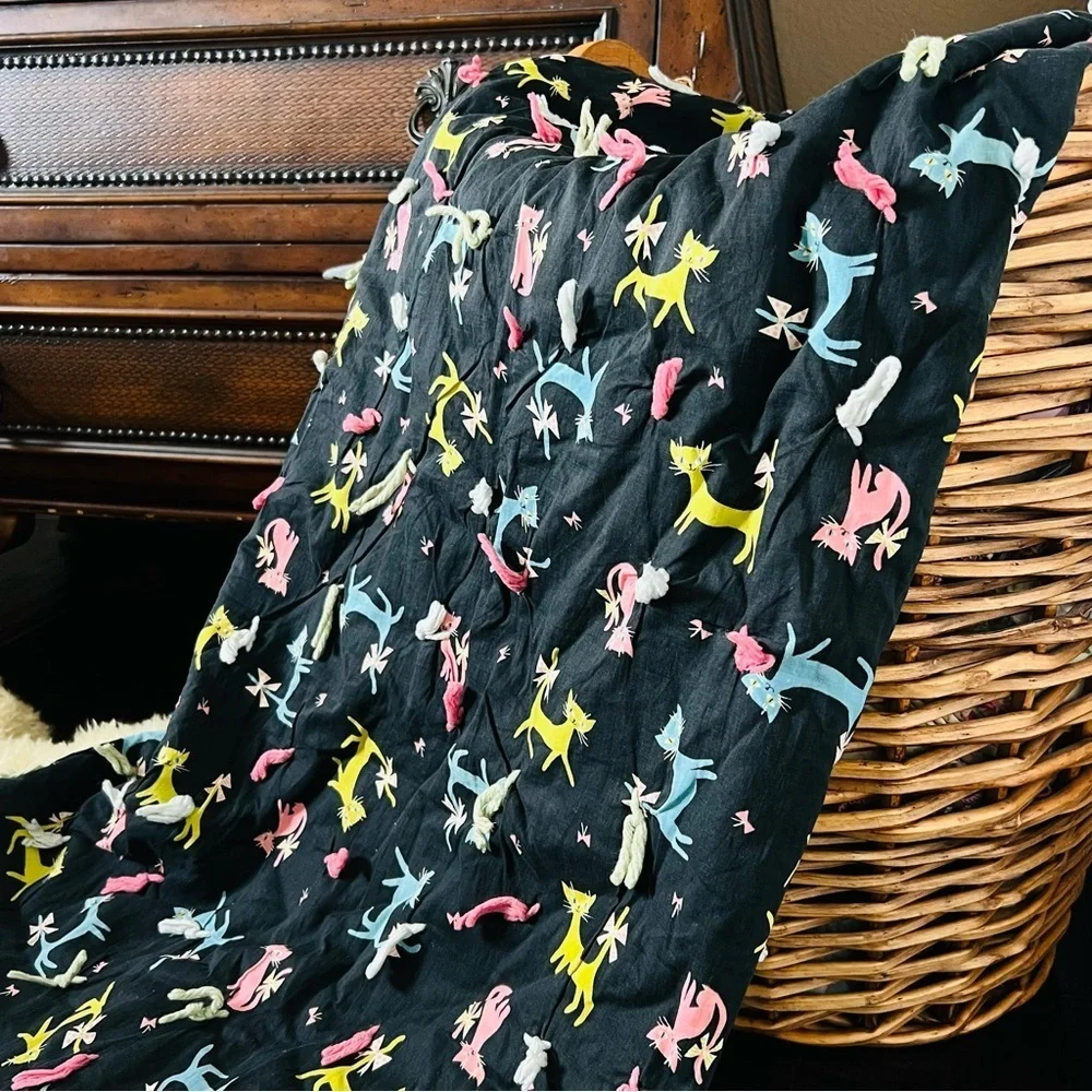 Vintage Handmade Cotton Quilt. Quilted throw for cat lovers.